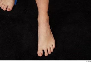 Cayla Lyons foot nude 0004.jpg